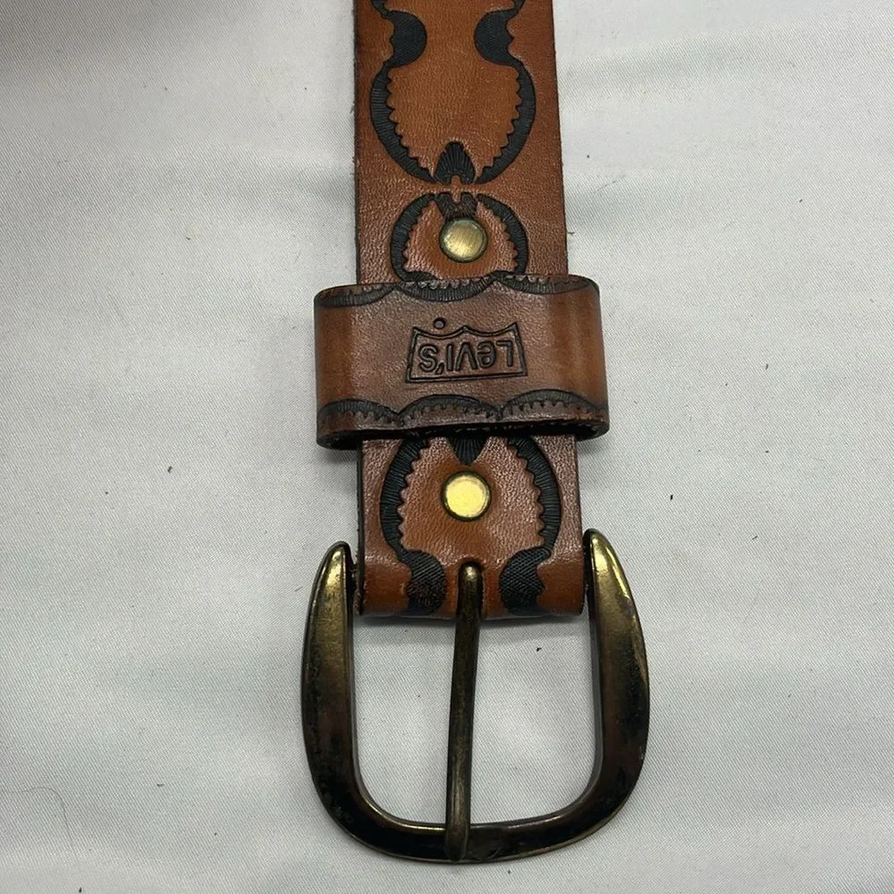 Vintage Levis Harness Leather Brown Tooled Western Belt